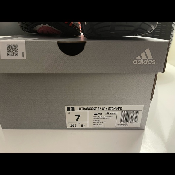 Adidas ULTRABOOST 22 X RICH MNISI SHOES - Picture 7 of 10